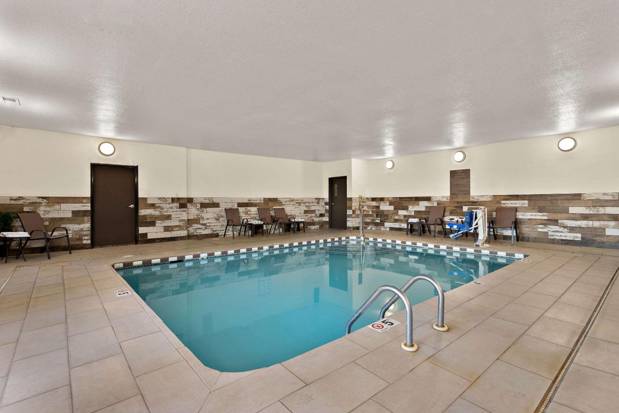 Comfort Suites University Las Cruces Exterior photo